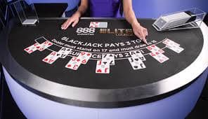 Layar dashboard kasino langsung betwin138 menampilkan meja blackjack, roulette, dan Dragon Tiger